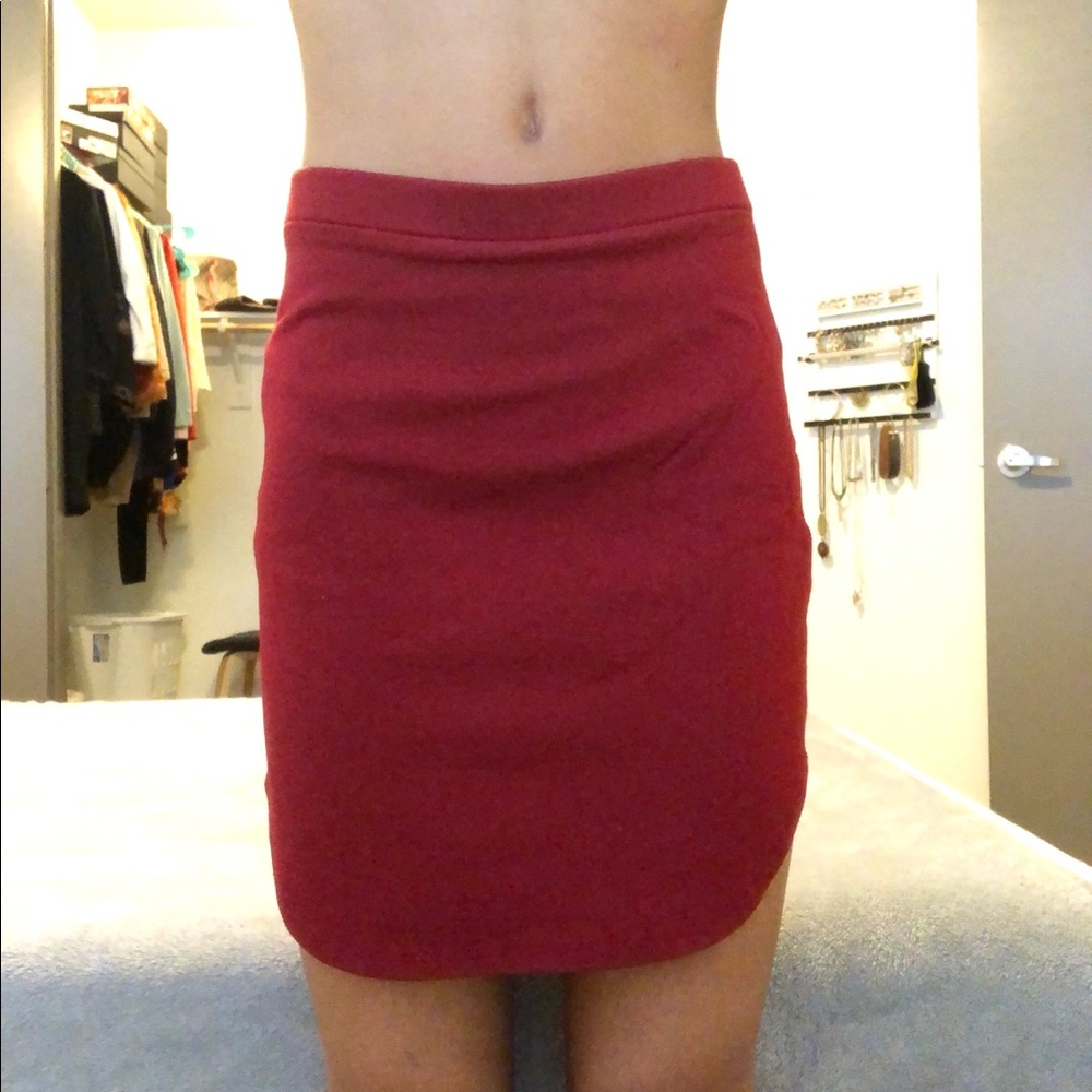 forever 21 burgundy mini pencil skirt